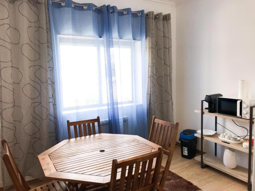 Menin Rooms 2 คาสเตโลแบรนโค ภายนอก รูปภาพ